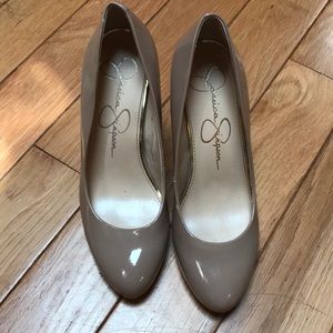 Jessica Simpson nude wedges